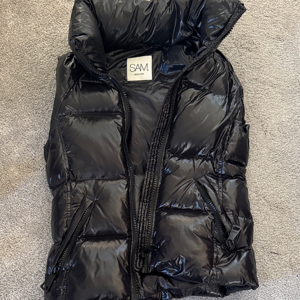 SAM. Black Puffer Vest